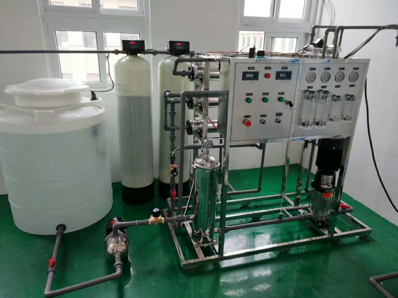 純水設(shè)備的4個(gè)用途及特點(diǎn)介紹？